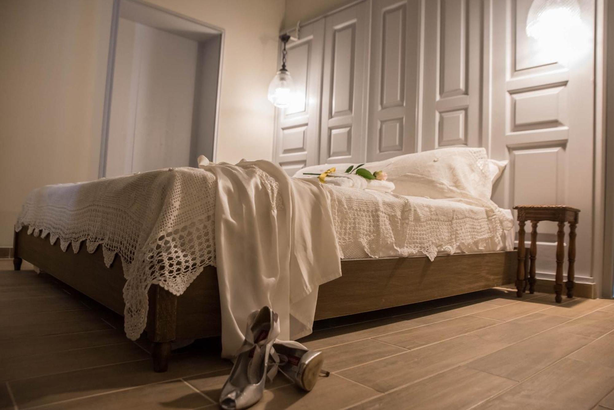 Kyria Boutique House Aparthotel Athens Exterior photo